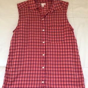 Plaid sleeveless blouse